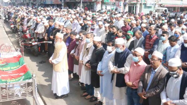 চির নিদ্রায় শায়িত হলেন বরিশাল যুবদল সভাপতি পারভেজ আকন বিপ্লব