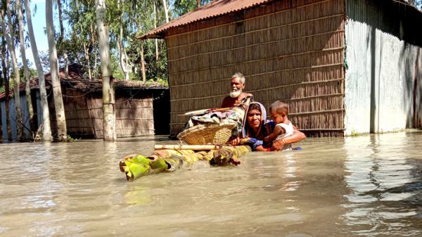 বন্যা পরিস্থিতি অবনতির শঙ্কা